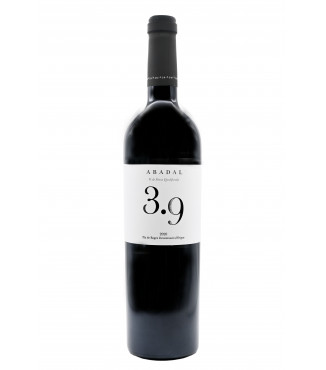 Abadal 3.9 de Abadal, vino tinto de la D.O. Pla de Bages.